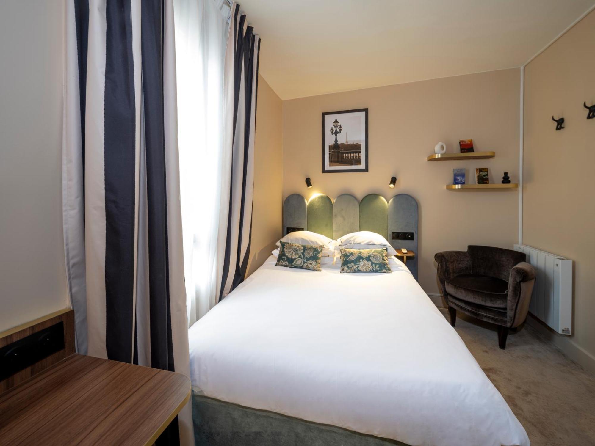 Tiny Double Room 10 m2